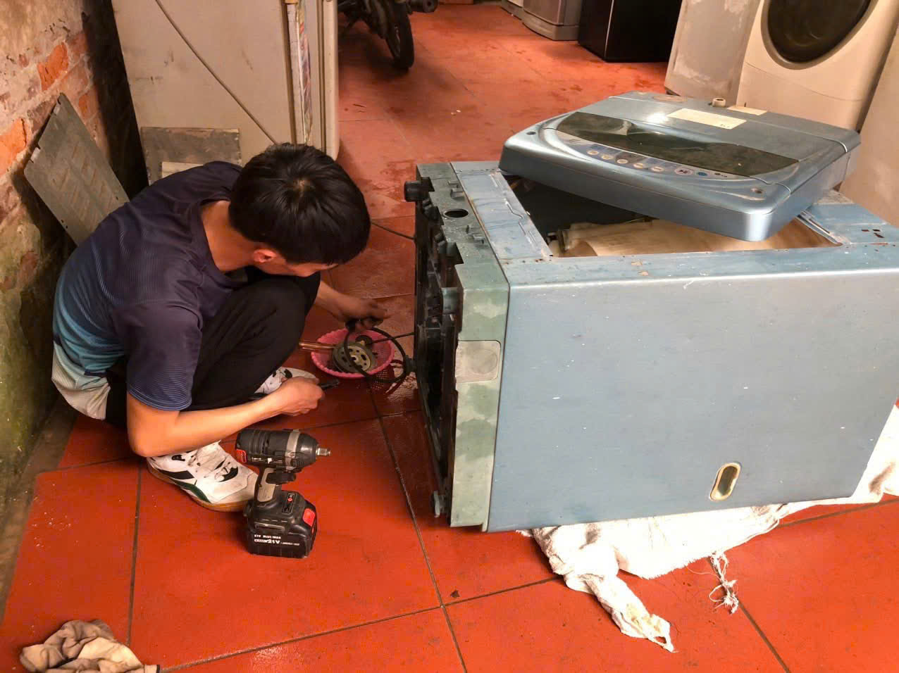 sửa máy giặt tại Mỗ Lao Trần Phú