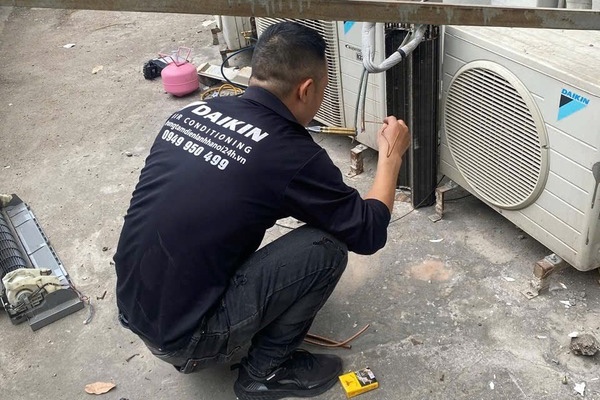 bơm gas điều hòa giá rẻ tại Cự Lộc Thanh Xuân bơm gas điều hòa giá rẻ tại Cự Lộc Thanh Xuân