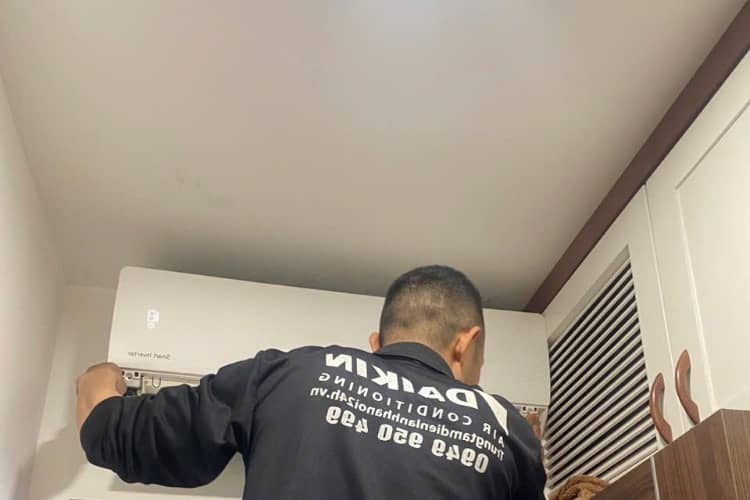 Thợ sửa điều hòa giá rẻ tại Cầu Giấy Hà Nội Thợ sửa điều hòa giá rẻ tại Cầu Giấy Hà Nội – Dịch vụ nhanh chóng, tiết kiệm, tận nơi